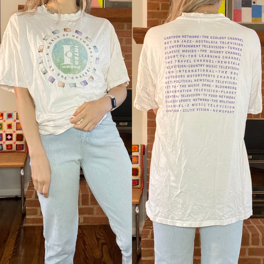 Vintage Television Distressed Oversized Graphic Tee Cartoon Network MTV …